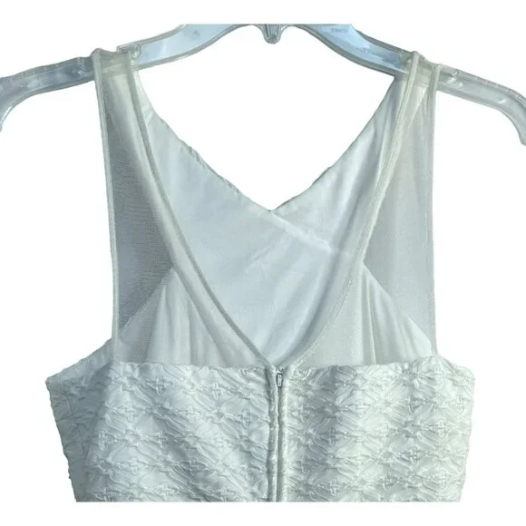 Hailey Logan White Lace Front Illusion Cross-Over Dress By Adrianna Papell Sz 6 - Picture 7 of 7